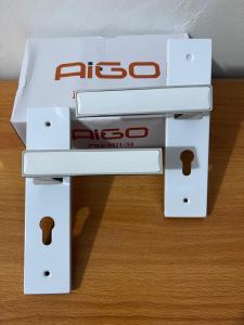 HANDLE PINTU RUMAH 1 SET PUTIH MINIMALIS 20CM / 1 SET KUNCI PINTU RUMAH KOTAK PUTIH LIST CHROME MINIMALIS