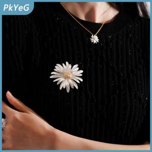 PkYeG Thời trang Mori daisy hoa Trâm cho cô gái phụ nữ hoa Huy Hiệu Ba lô phù hợp với áo khoác quần áo men pins Corsage Quà Tặng bên