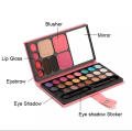 Eyeshadow Pallete Make Up Kit Model Dompet Terlaris Revlon / Eyeshadow Murah / Eysedo / Eyeshadow Pallete 4 in 1 - Eyeshadow Pallete Make Up Kit Model Dompet Terlaris Revlon. 