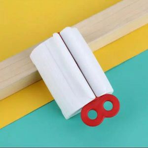 BOSSLU Dispenser Pemencet Pasta Gigi Model Portable Serbaguna