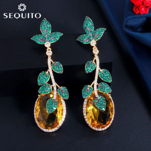 SEQUITO Designer Leaf Cubic Zircon with Crystal Pineapple Long Dangle Earrings for Women Gold Plated Fruit Ear Drop Statement Jewelry Christmas Gift SE325