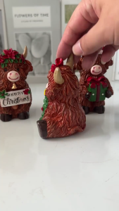 Highlands Cow Figurines Scottish Highlands Cow StatueFarmhouse Table Shelf Decors Craft Ornament Home Office Decors