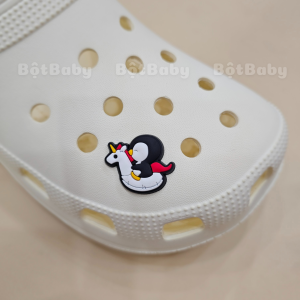 Charm jibbitz sticker 2D gắn dép cross mẫu C76 cánh cụt