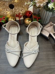 รองเท้าออกงาน สายรัดข้อเท้า ส้น1นิ้ว A2098-1