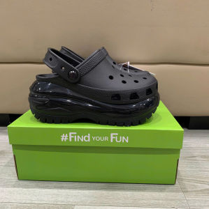 DÉP SỤC NHỰA ĐI MƯA CROCS MEGA CRUSH CAO 8CM CHO NỮ màu ĐEN