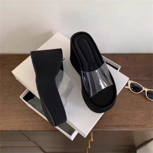 [Free Shipping] Thick-Soled Slippers For Women Suitable For Outdoor Wear Designed For Wide Feet White Transparent With A Raised Heel And Easy To Slip On