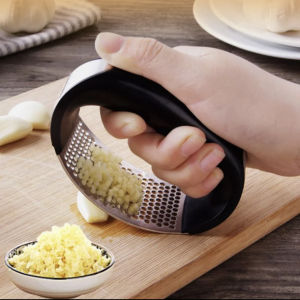 ✅100% Original Yoky Manual Garlic Presser Curved Garlic Grinding Slicer Chopper Stainless Steel Kitchen Tools