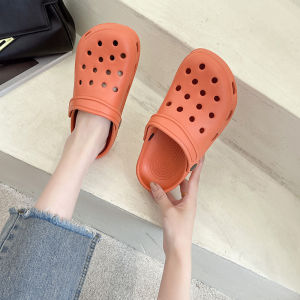 Free Shipping WomenS Clogs NurseS Operating Room Shoes Closed-Toe Half Slippers Ins Style Non-Slip Breathable Fashionable Thick-Soled Beach Sandals