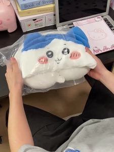 หมอนรองคอสําหรับเดินทาง Chiikawa หมอนรูปตัวยูJikawa สติตช์ หมอนรองคอแบบมีฮู้ด หมอนนอนในรถสำหรับเดินทาง หมอนรองคอลายการ์ต