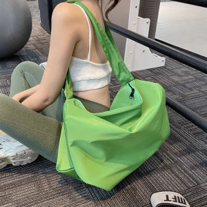 Lightweight Gym Bag Women Men Training Yoga Sports Big Size Travel Luggage Duffel Shoulder Bags Duffel Bag for Women Weekender Bags Uniex