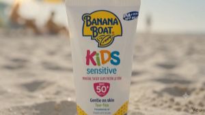 Banana Boat Kids Sensitive Mineral Sunscreen Lotion SPF 50+ Tear Free Water Resistant