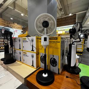 Krisbow 16 Inci Kipas Angin Berdiri Uap 75 Watt Misty Fan Dengan Remote Bergaransi Resmi 12 Bulan