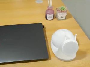 ที่ชาร์จแม่เหล็กไร้สายสร้างสรรค์ 15W ที่วางศัพท์ตั้งโต๊ะ 15W ชาร์จเร็ว ไฟกลางคืนรูปหอยทากสำหรับ iPhone 13 14 15 16