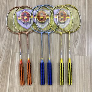 Cặp 2 vợt cầu lông giá rẻ tặng kèm cầu và túi đựng vợt chống sốc vợt đánh cầu cho học sinh  - LYLYSPORTS