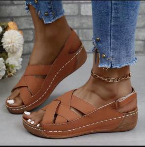 2024 Summer Cross-Border New Arrival Womens Beach Sandals European and American Outdoor Wear Foreign Trade plus Size Open Toe Sequins European and American Womens Shoes ㏇L0529