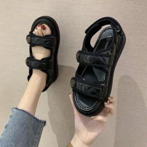 Sandal Free Box TW019 Sandal Gunung Wedges Fashion Import