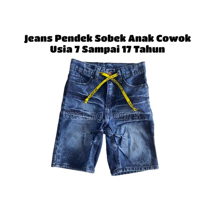 Celana%20Jeans%20Pendek%20Sobek%20Anak%20SD%20SMP%20Cowo%20Cowok%20Laki%20Remaja%20Tanggung%20Usia%207%208%209%2010%2012%20Umur%2014%2015%2016%2017%20Tahun%20Thn%20Jins%20Robek%20Warna%20Brown%20Hitam%20Snow%20Biru%20Navy%20Blit%20Muda%20-%20Image%204