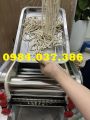 Máy làm bánh canh bột xắt sợi từ 1-9mm. 