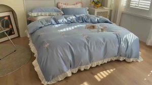 Bộ ga gối vỏ chăn lụa thái thêu hoa viền bèo 4 món