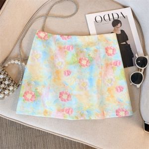 Plus Size Floral Skirt – Slimming Bodycon Mini Skirt Versatile and Chic
