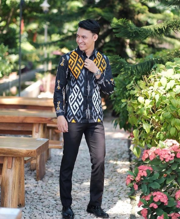%5B%20BISA%20COD%20%5D%20KRISNA%20Batik%20Couple%20Hitam%20songket%20klasik%20Set%20kebaya%20Wisuda%20Kondangan%20Lamaran%20elegan%20dan%20mewah%20Baju%20seragam%20sarimbit%20Terbaru%20-%20Image%204