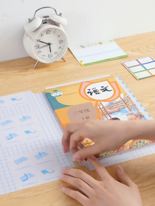 ถนอมหนังสือ เคลือบปกหนังสือ 3 ไซส์ 10 / 30 แผ่น กันน้ำ สติ๊กเกอร์ชื่อ ✨