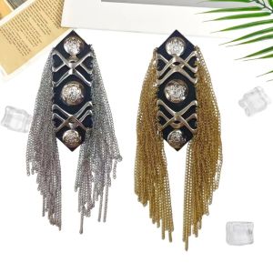TEWUB Classic Tassel Epaulettes Dynamic Visual Effects Fancy Looks Shoulder Mark Hidden Safety Pins Formal Event Dress Shoulder Board Stage Performance