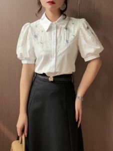 Ammin cộc tay Mới Mùa Hè Áo lưới ren thêu Áo voan cho phụ nữ 2024 thời trang lỏng lẻo tất cả các trận đấu thiết kế ý nghĩa ống tay phồng ren thêu Tops