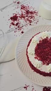 Bột Bánh Red Velvet Trộn Sẵn Gold Bone 400g Bánh Mềm Ẩm Dễ Dàng Thực Hiện Tại Nhà