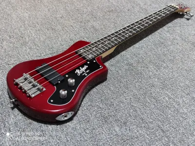 Original 4 String Hofner Bass Mini Travel Guitar Bass with Gigbag