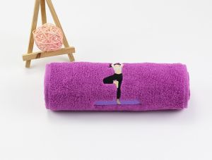 Khăn Lau Tập Gym Yoga Cỡ Lớn Thêu Hình Sinh Động Khăn Lau Mồ Hôi Không Bị Xù Lông
