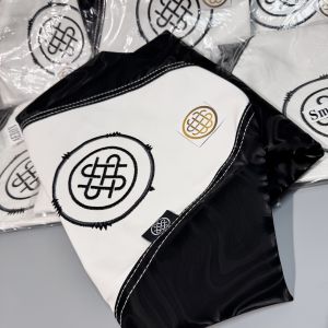 RECARO 3D SMOKE SEAT COVER / INDO LOGO SMOKE WITH COMBINATION OF WHITE HALF SEAT COVER / 3D SMOKE / WHITE SEAT COVER / MIO I 125 / MIO SPORTY / SOULTY / AEROX / NMAX / GRAVIS / GEAR / CLICK / PCX / ADV / TMX / RAIDER / SMASH / SAMURAI / EURO