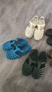 [Free Shipping] 2025 New Summer Hollow Work Flat Sandals Casual Outdoor Beach Roman WomenS Solid Color Sandals