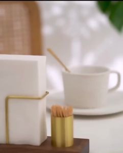 ที่วางกระดาษทิชชูไม้วอลนัทสร้างสรรค์ ที่วางกระดาษทิชชูไม้เนื้อแข็ง สำหรับโต๊ะอาหารโรงแรม ตกแต่งร้านกาแฟ ที่วางผ้าเช็ดปาก ที่วางกระดาษทิชชูหรูหราเบา