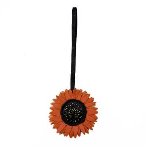 พวงกุญแจดอกทานตะวันหนัง PU ที่มีสไตล์กระเป๋างานฝีมือมีเสน่ห์ใช้ได้ทั้งชายและหญิงพวงกุญแจอุปกรณ์เสริมสำหรับใช้ในชีวิตประจำวัน