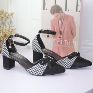 Giày cao gót vuông 5p bít mũi da nhung phối caro kết nơ búp bê - BM23