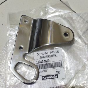 kupingan lampu ninja s/bracket lampu depan ninja s kuping lampu ninja s