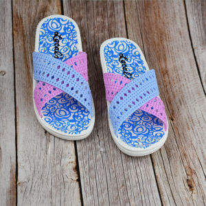 [Free Shipping] 018 WomenS Flat Slippers For Home And Bathroom Non-Slip Odor-Resistant Classic White Sole Slippers For Outdoor Wear