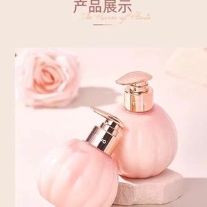 ปลีก/ส่ง Novo Lotion บำรุงผิวให้ชุ่มชื้น พร้อมกลิ่นหอมผ่อนคลาย No.5633