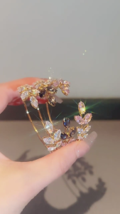 Adjustable Zircon Leaf Bracelet With Sparkling Zircon Stones Handmade Wristband Elegant For Women Daily Wear