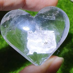 decorations display Crystal clear quartz heart shape