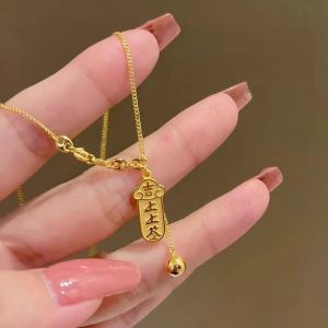 Titanium Steel Light Luxury Lucky Sign Elegance Fashion Necklace For Women Exquisite Packaging