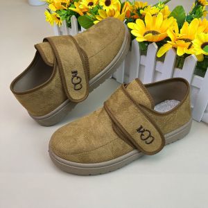 [Free Shipping] Spring New Collection: Fashionable Soft-Soled Mommy Shoes With Velcro Closures Casual And Versatile Slip-On Shoes For Women