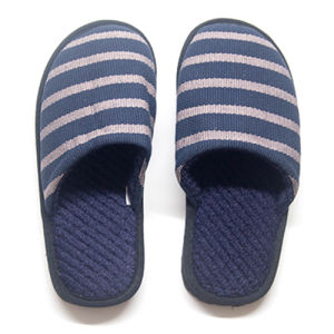 Dép mang trong nha cao cấp Hương Quế DH-30 tạo cảm giác nhẹ nhàng thoải mái khi mang