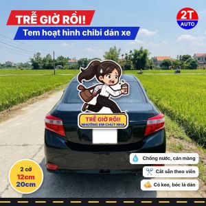 Tem Dán Xe Chibi Cô Gái Công Sở Trễ Giờ Cầm Cà Phê Chạy Vội Sticker Gái Xinh Hài Hước Dán Ô Tô Xe Máy