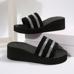 [Free Shipping] WomenS Slip-On Sandals Summer Fashion Versatile Outdoor Wear Rhinestone Korean Style Student Mid-Heel Beach Sandals