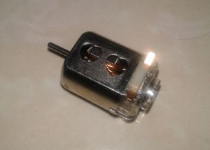 Dinamo Setan Tamiya Mini 4WD & Kilikan Super Cepat