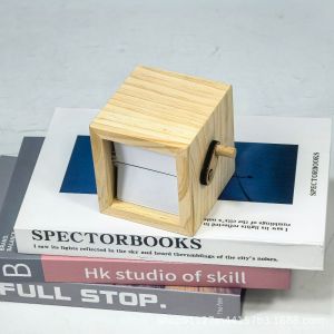 JUTBONG Hand-cranked Page-turning Photo Machine DIY Luminous Photo Frame  Commemorative Desktop Ornaments Mothers Day Valentines Day Gift