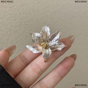 [COD] WEICHENG Gold And White Contrast Glaze Tulip Flower Ring INS High-end Square Women Finger Ring Jewelry Gifts