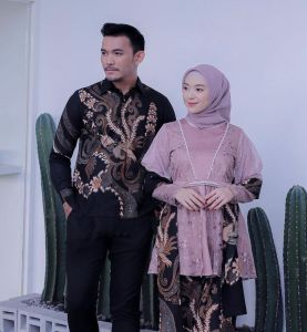 ANESYA Couple Kebaya Wisuda Batik Kemeja Pria Seragam Kondangan Baju Pasangan Sarimbit Lamaran Terbaru
